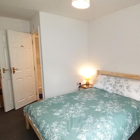 Bright, Chilled Ensuite Db Room In A Shared Flat! London Exteriör bild