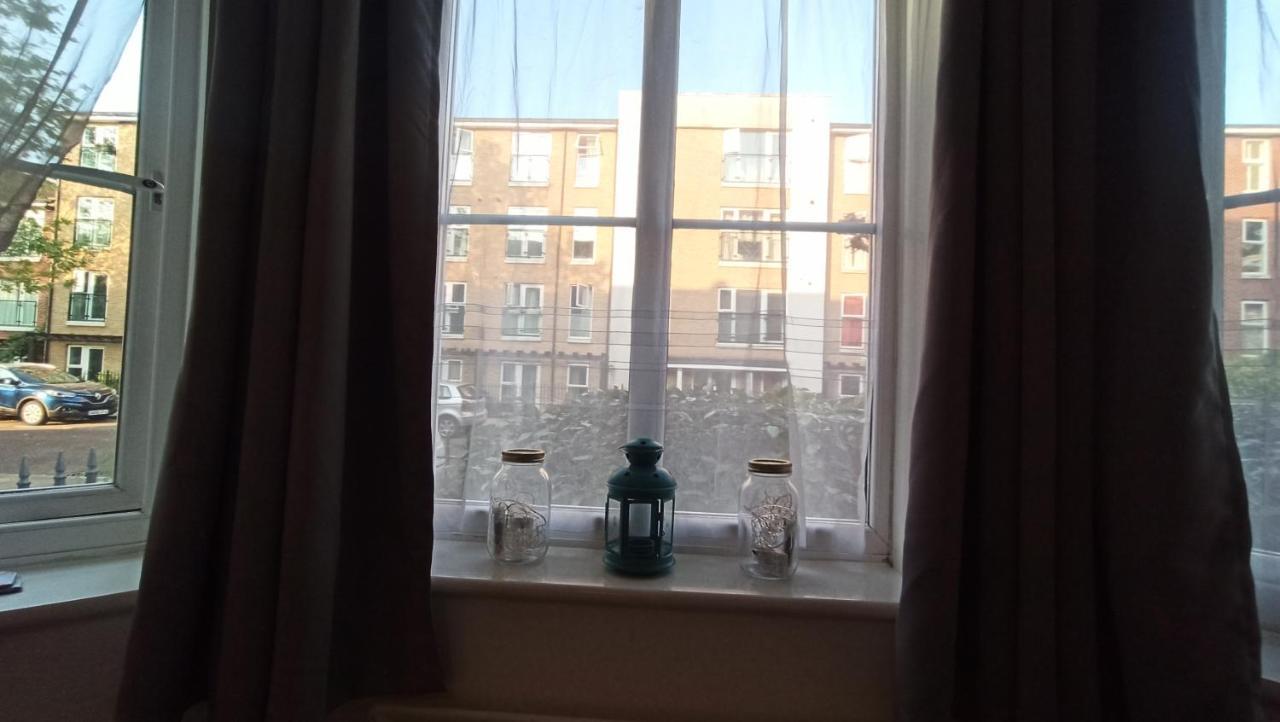 Bright, Chilled Ensuite Db Room In A Shared Flat! London Exteriör bild