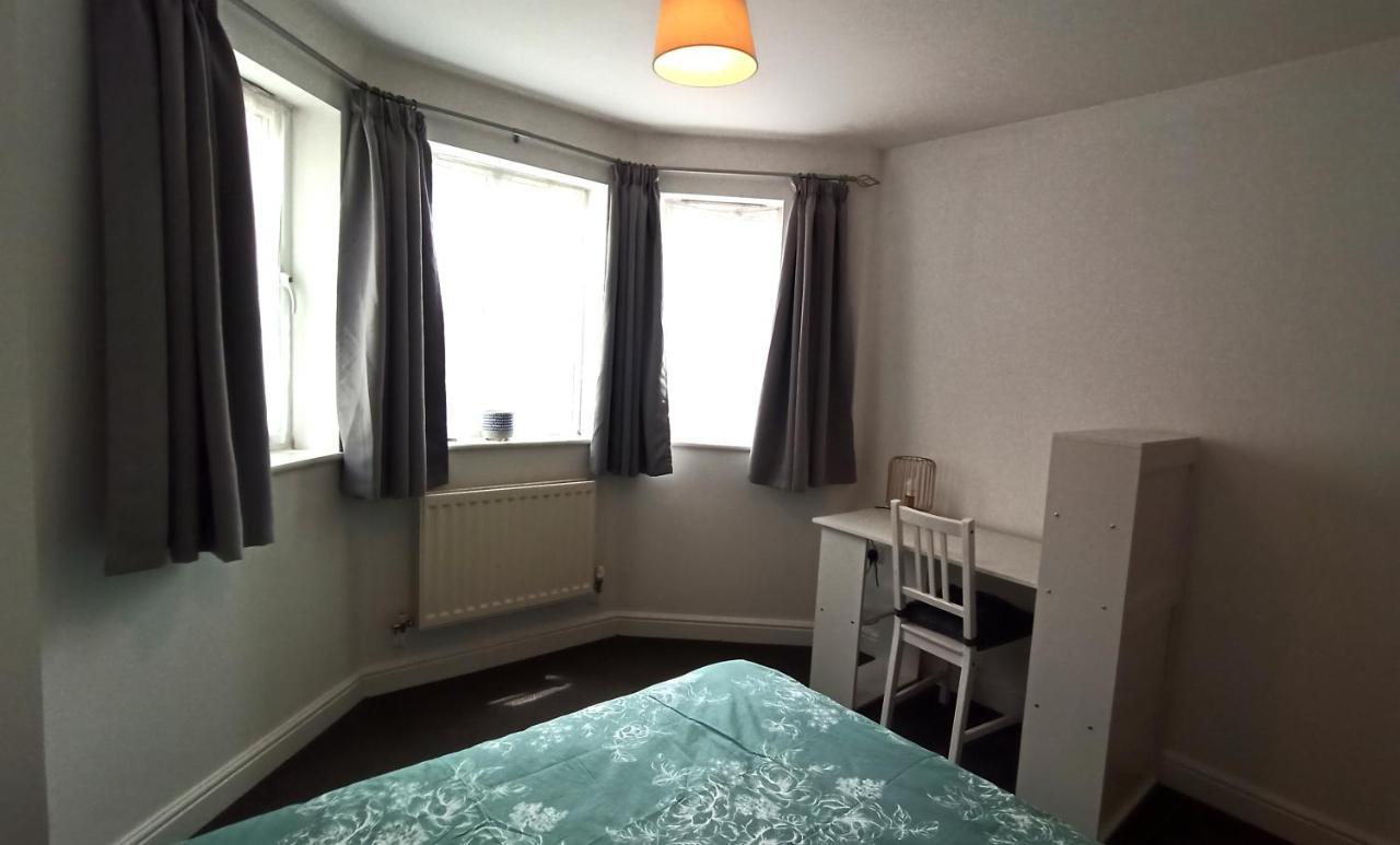 Bright, Chilled Ensuite Db Room In A Shared Flat! London Exteriör bild